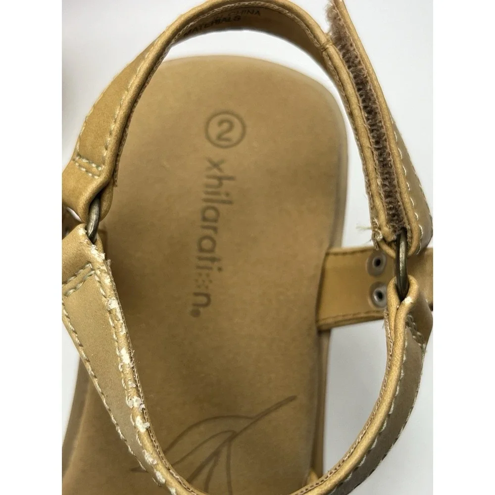 Xhilaration Nixie Tan Platform Wedge Sandals Size 2 Y2K Wood Look Heel